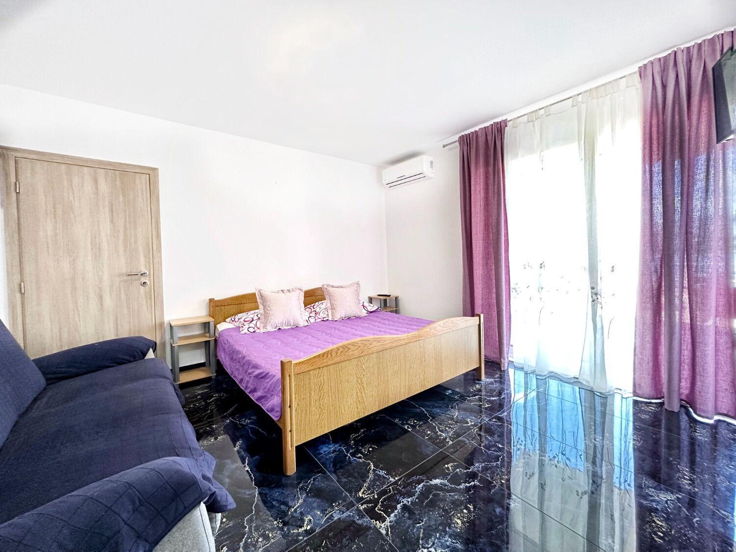 Apartments Vini Trogir Exteriör bild