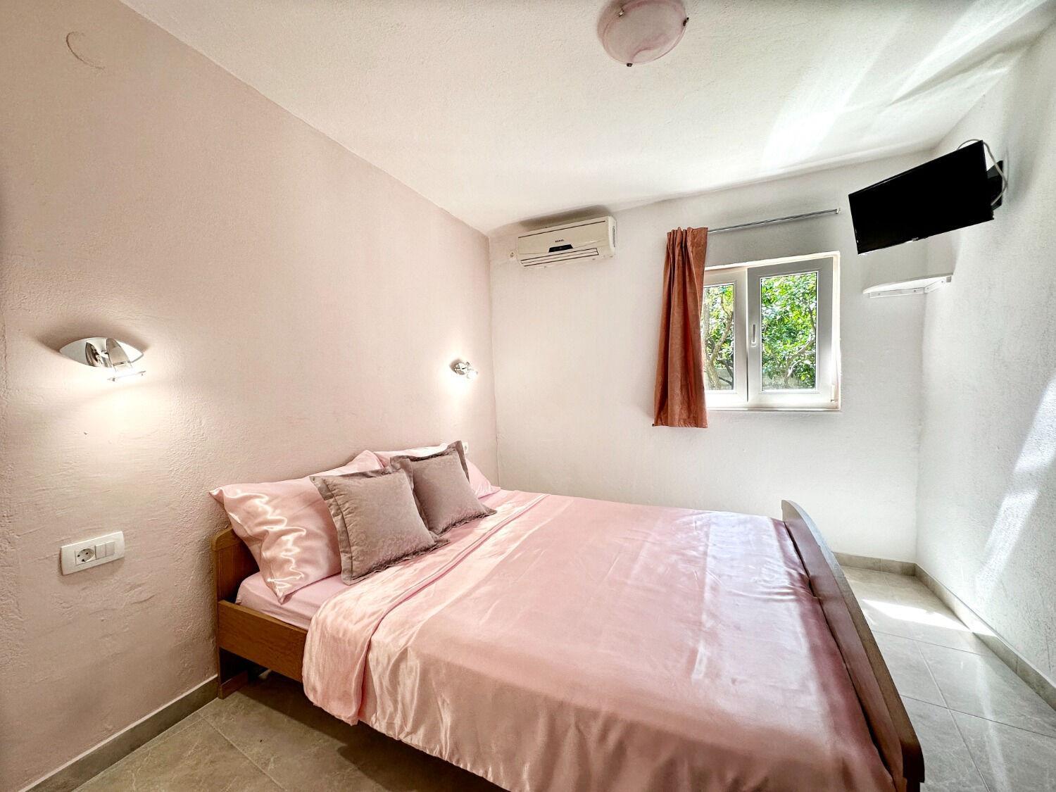 Apartments Vini Trogir Exteriör bild