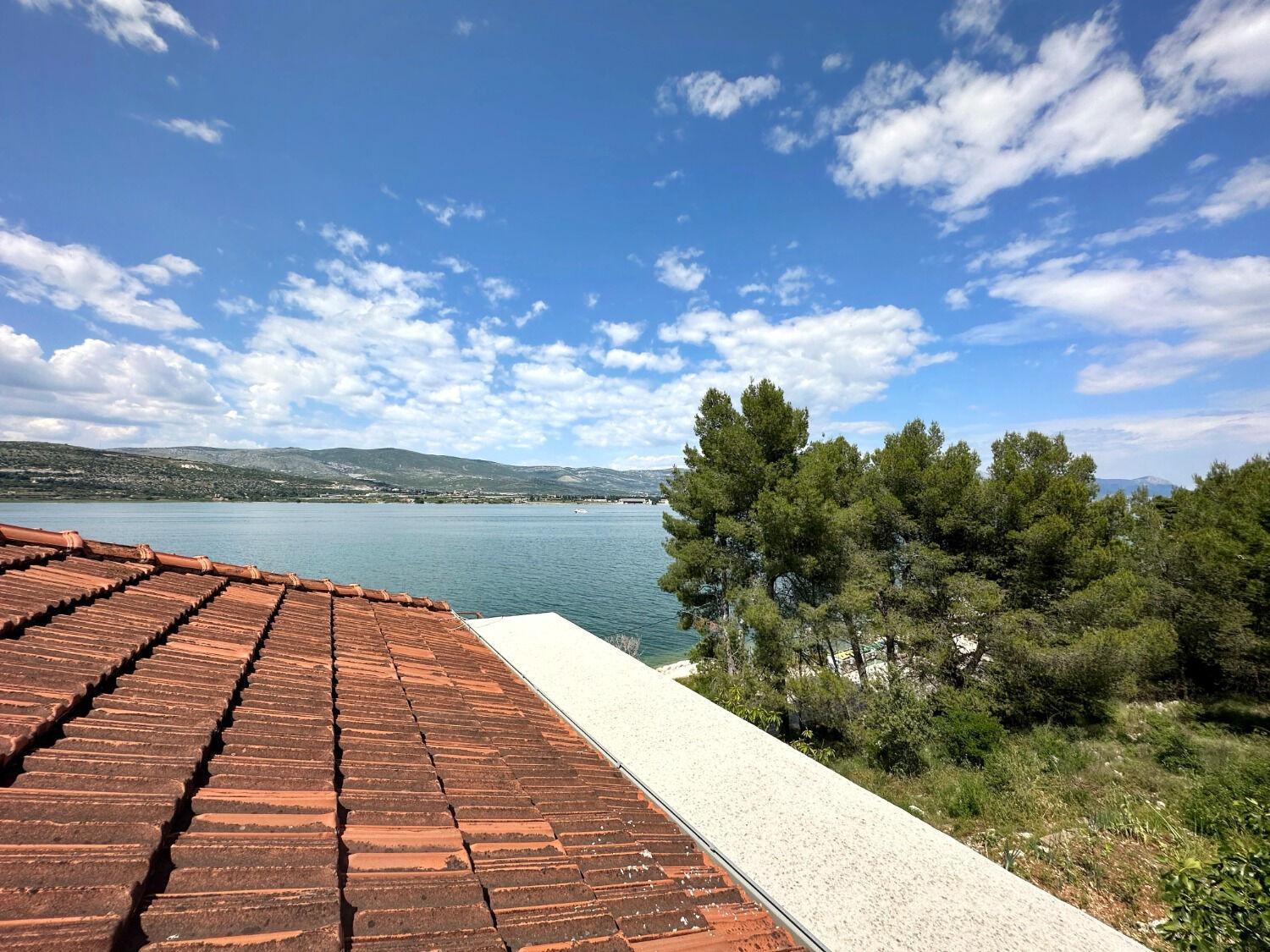 Apartments Vini Trogir Exteriör bild